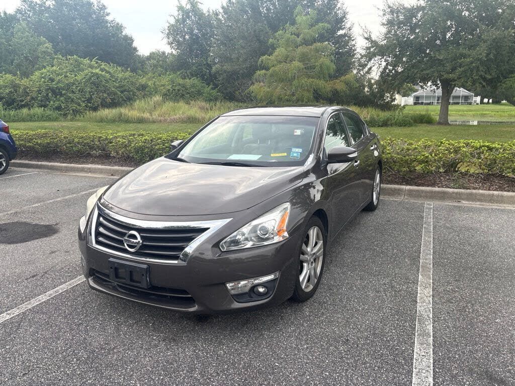2014 NISSAN Altima
