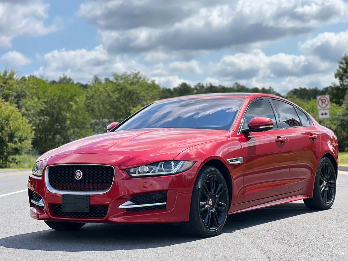 2017 JAGUAR XE