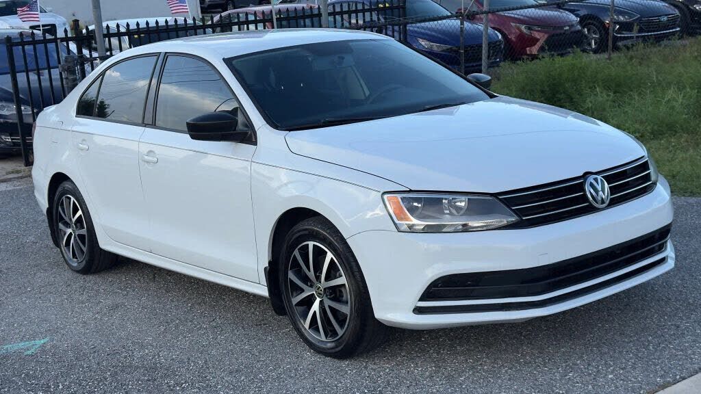 2016 VOLKSWAGEN Jetta