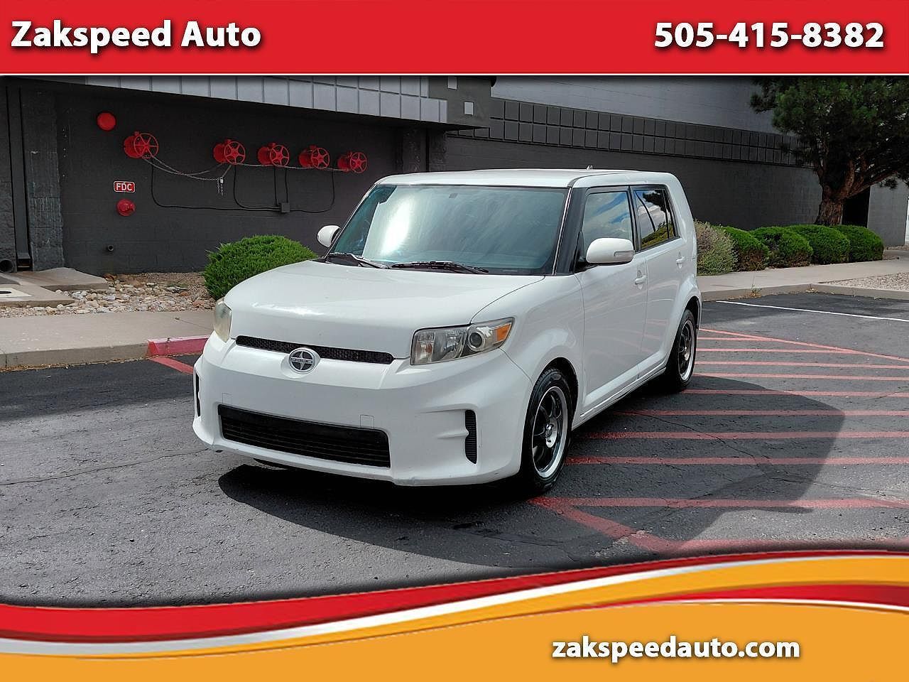 2011 TOYOTA SCION