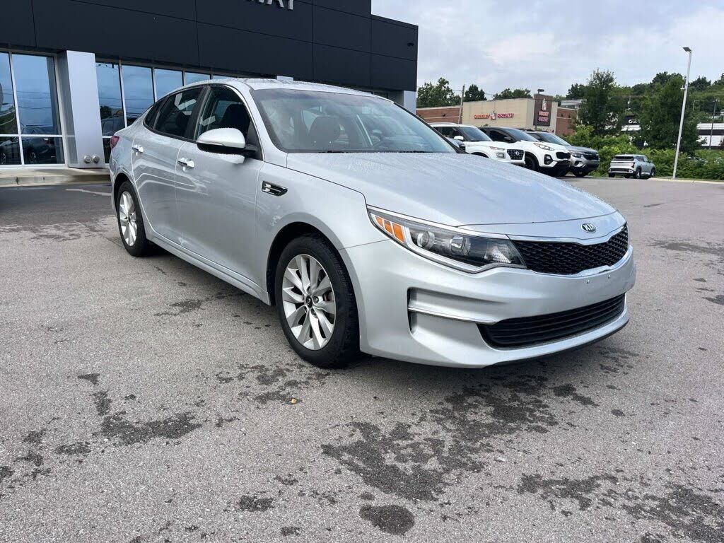 2017 KIA Optima