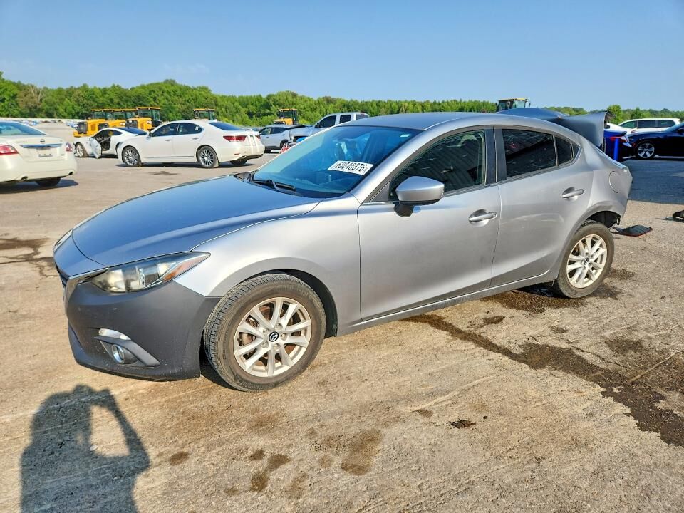 2016 MAZDA Mazda3