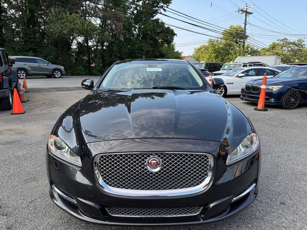 2015 JAGUAR XJ