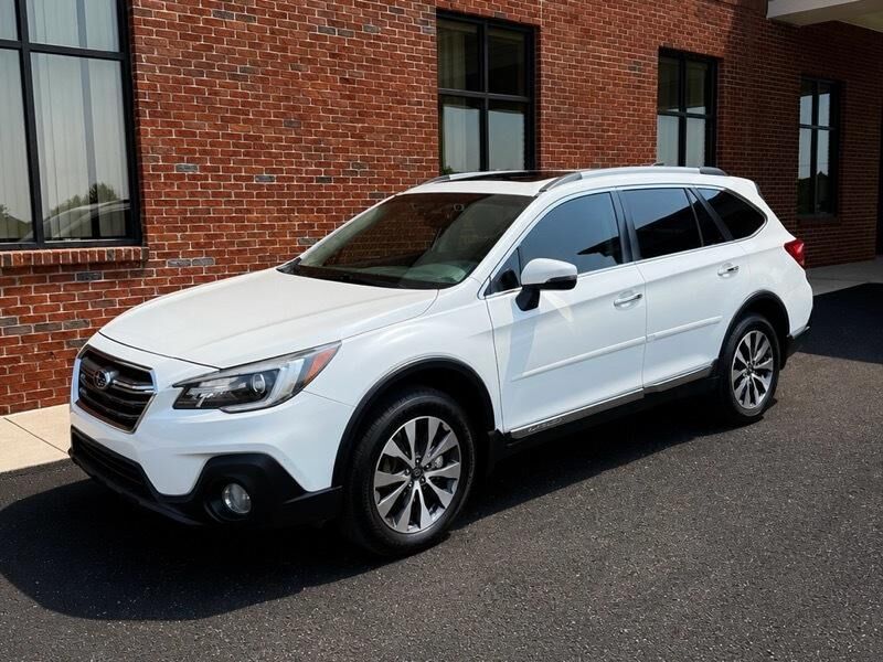 2018 SUBARU Outback