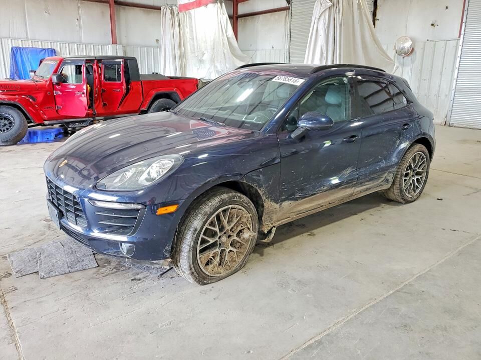 2017 PORSCHE Macan