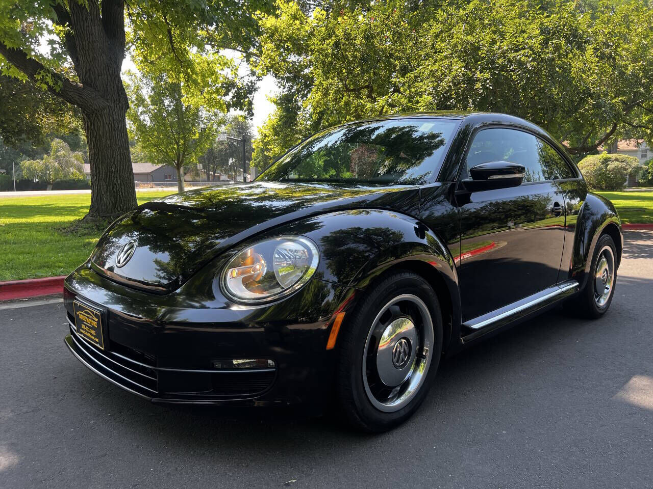 2012 VOLKSWAGEN Beetle