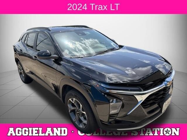 2024 CHEVROLET Trax