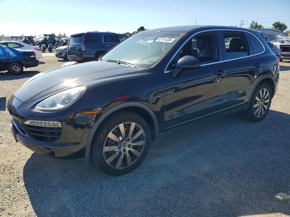 2013 PORSCHE Cayenne