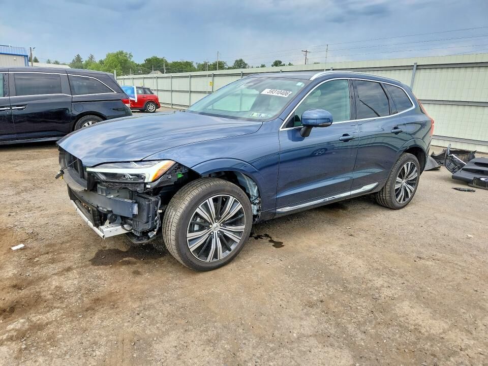 2023 VOLVO XC60