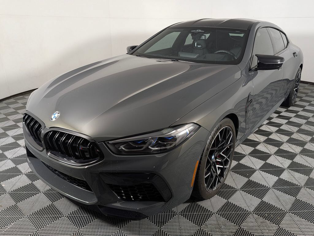 2025 BMW M8