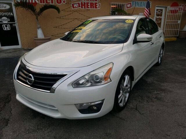 2013 NISSAN Altima