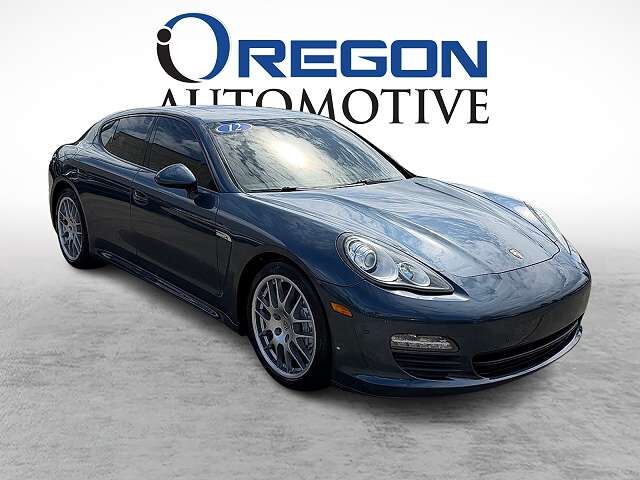 2012 PORSCHE Panamera