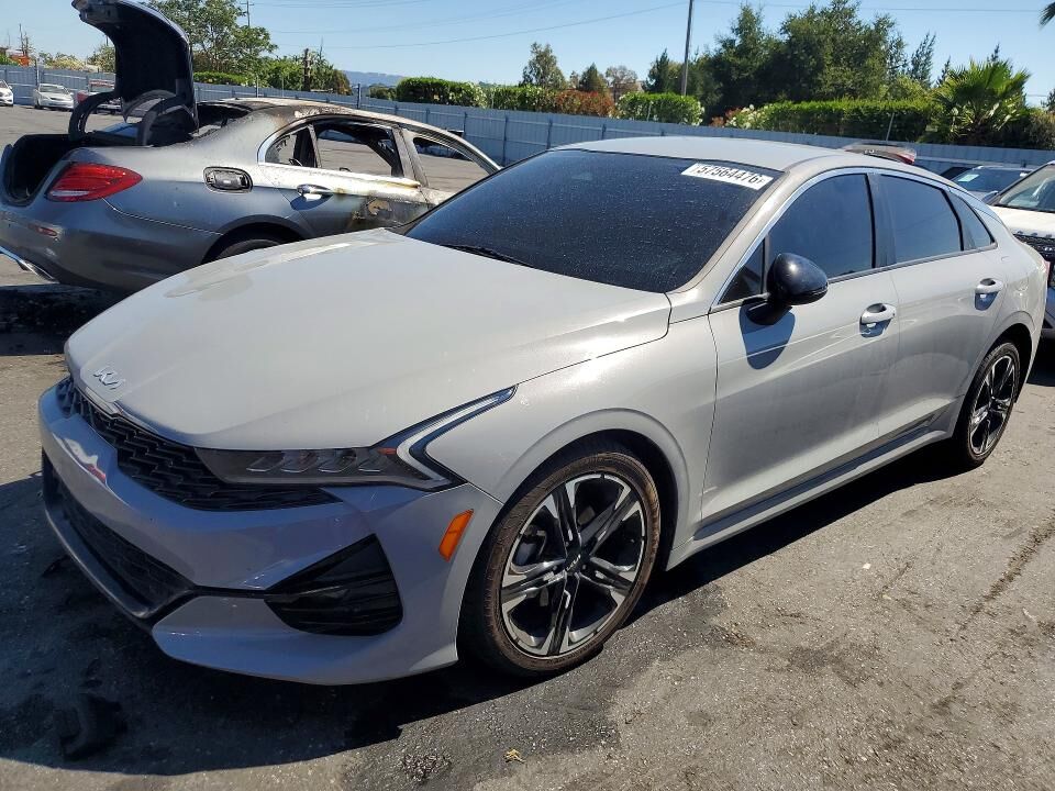 2022 KIA K5