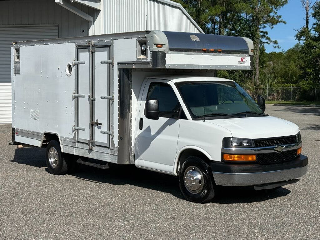 2012 CHEVROLET Express