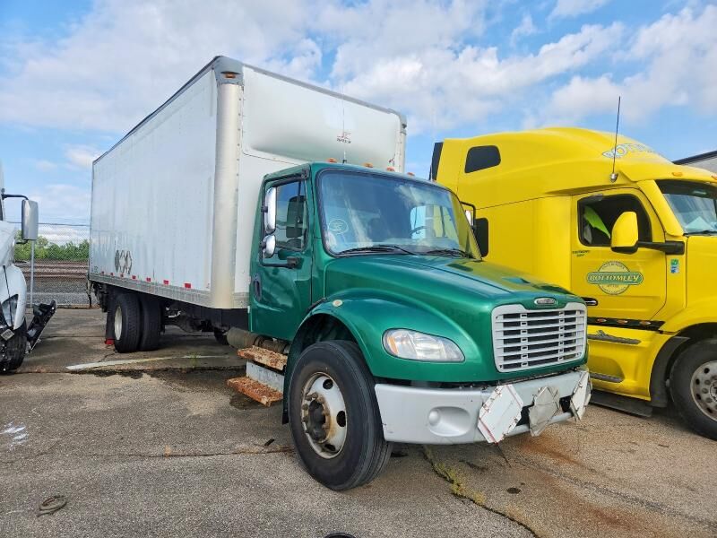 2015 FREIGHTLINER M2