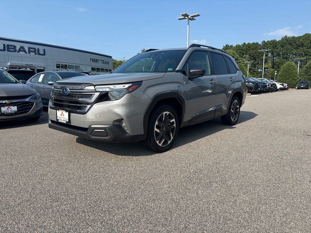 2025 SUBARU Forester