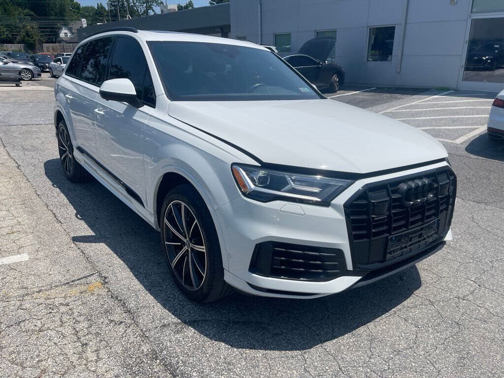 2022 AUDI Q7