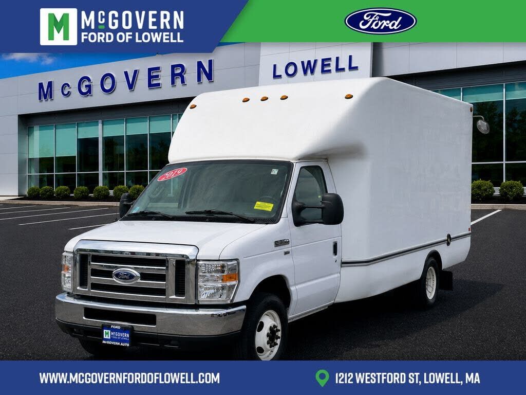 2019 FORD E-350