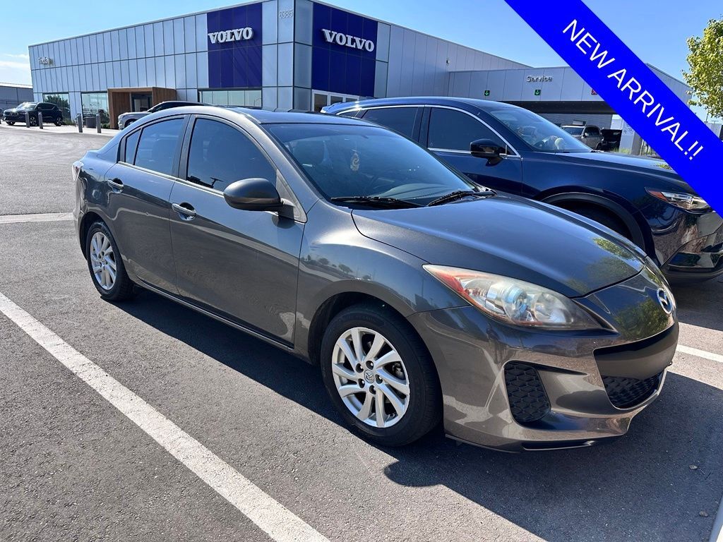 2012 MAZDA Mazda3