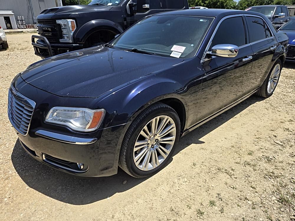 2011 CHRYSLER 300C