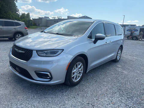 2023 CHRYSLER Pacifica