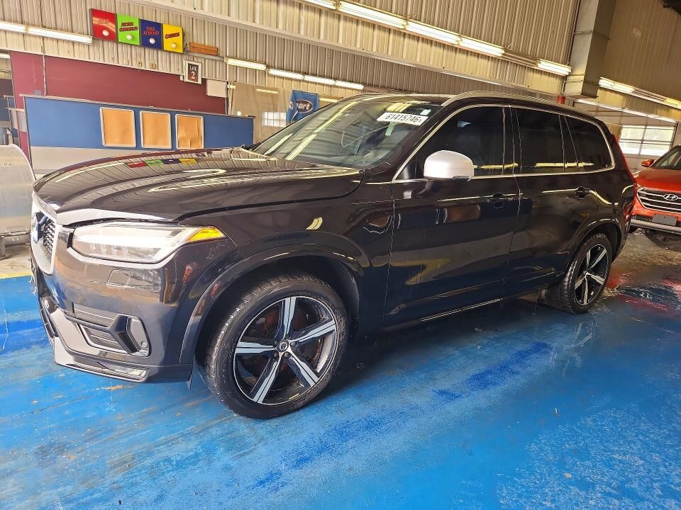 2016 VOLVO XC90