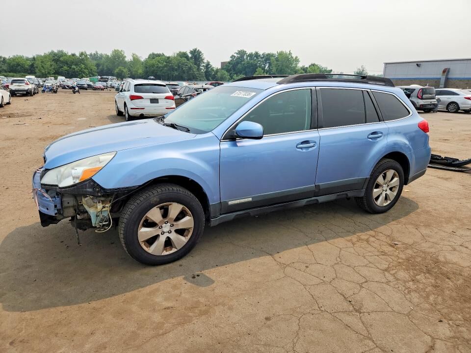 2011 SUBARU Outback