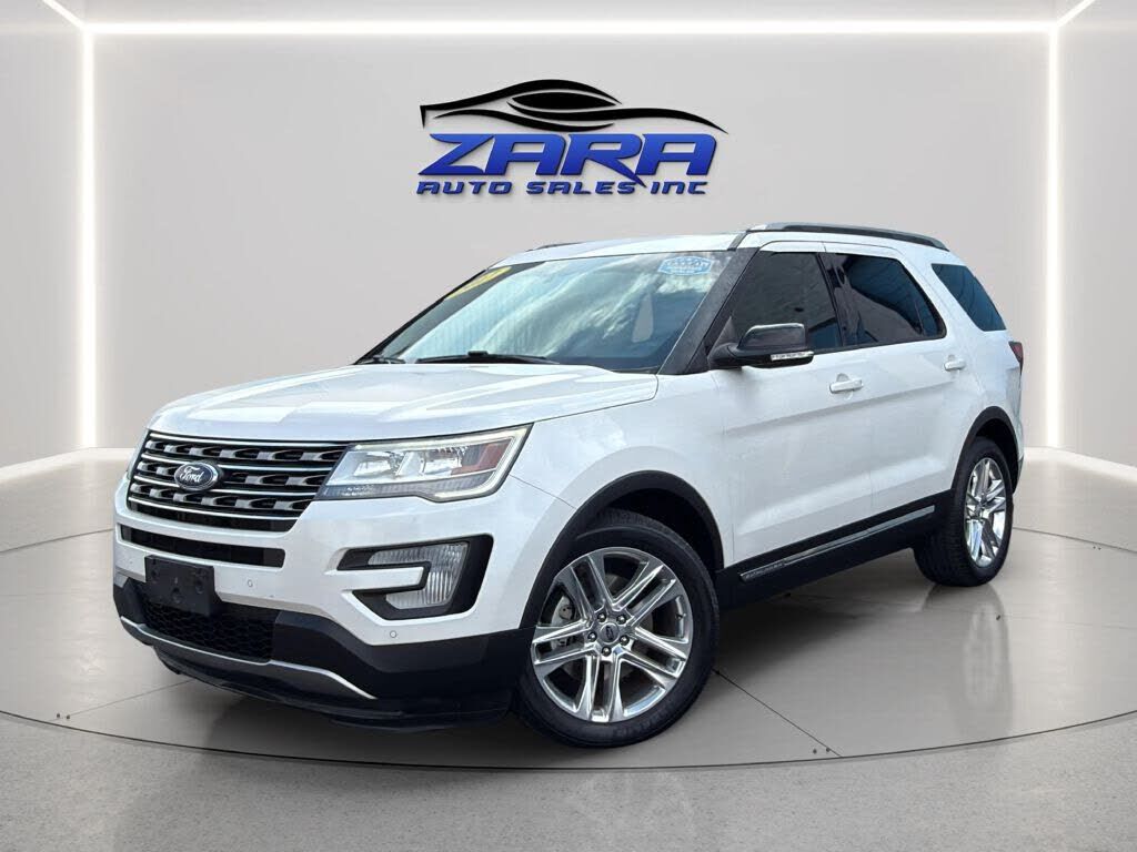 2017 FORD Explorer