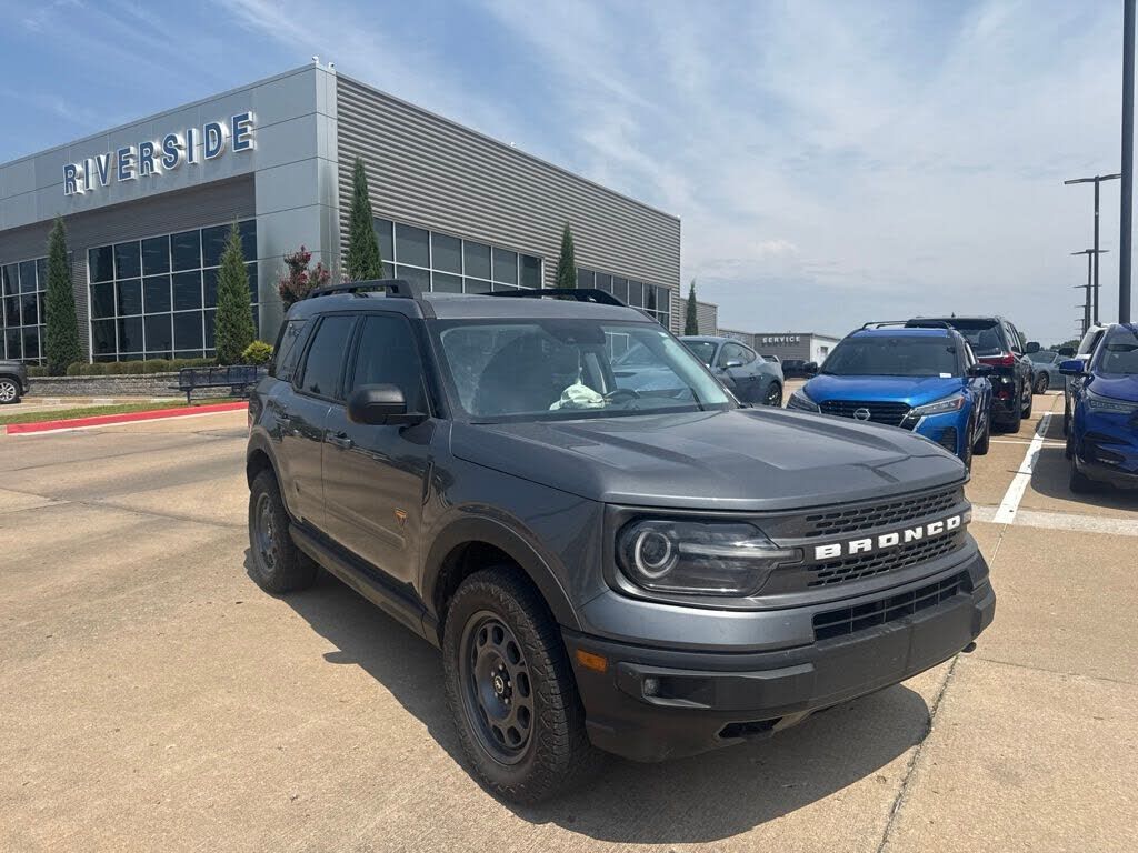 2021 FORD Bronco