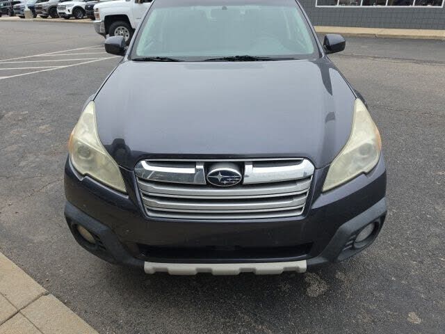 2013 SUBARU Outback