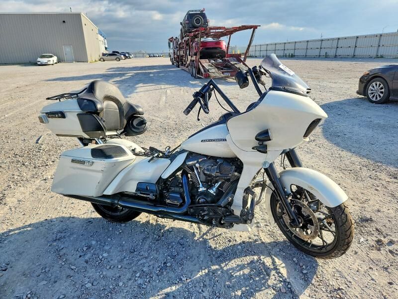 2018 HARLEY DAVIDSON FLTRXS / Road Glide Special