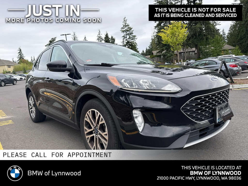 2021 FORD Escape