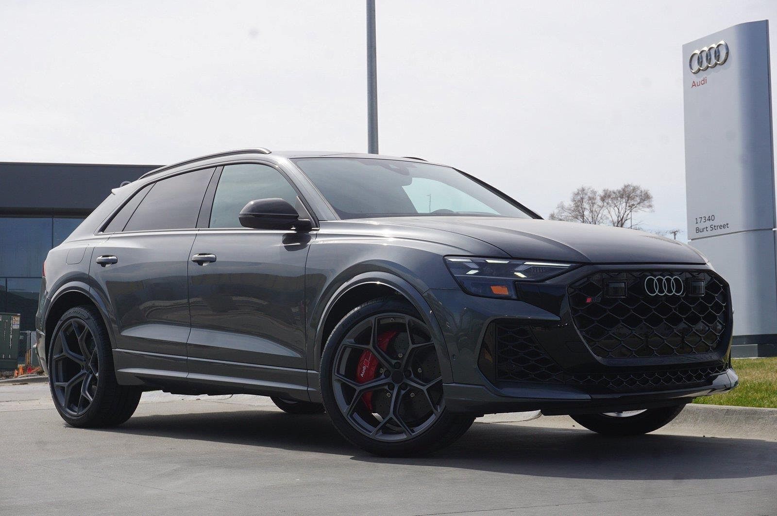2026 AUDI RS Q8