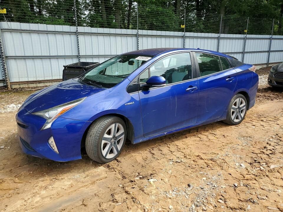 2017 TOYOTA PRIUS