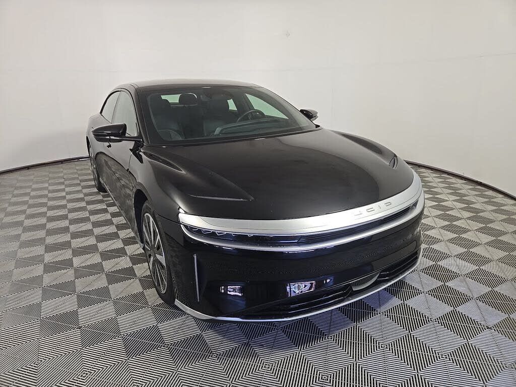 2025 LUCID Air