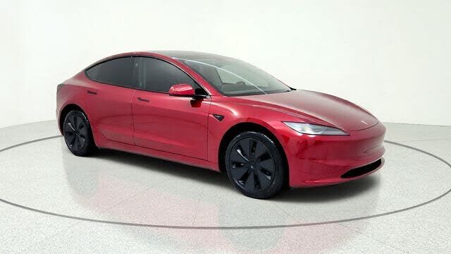 2025 TESLA Model 3