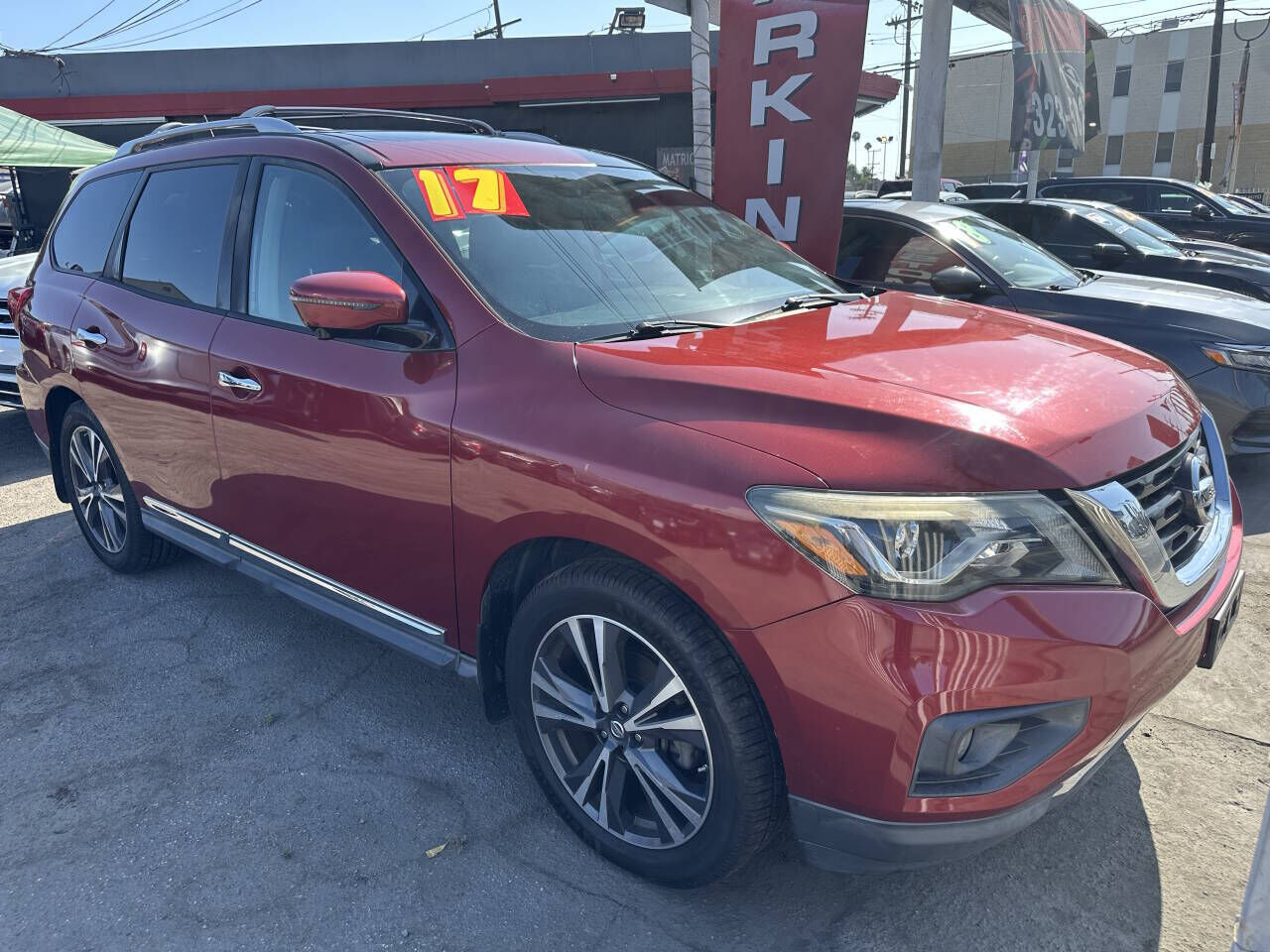 2017 NISSAN Pathfinder