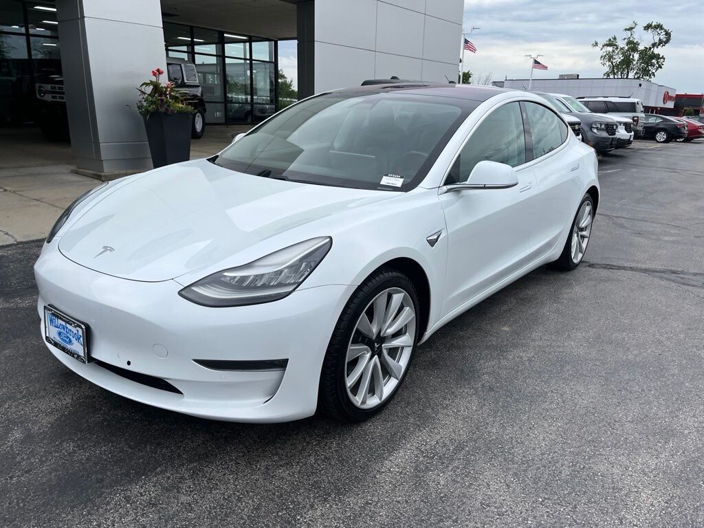 2018 TESLA Model 3