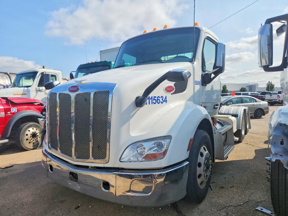 2019 PETERBILT 579