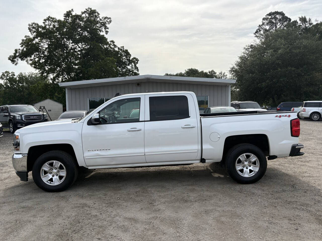2017 CHEVROLET Silverado