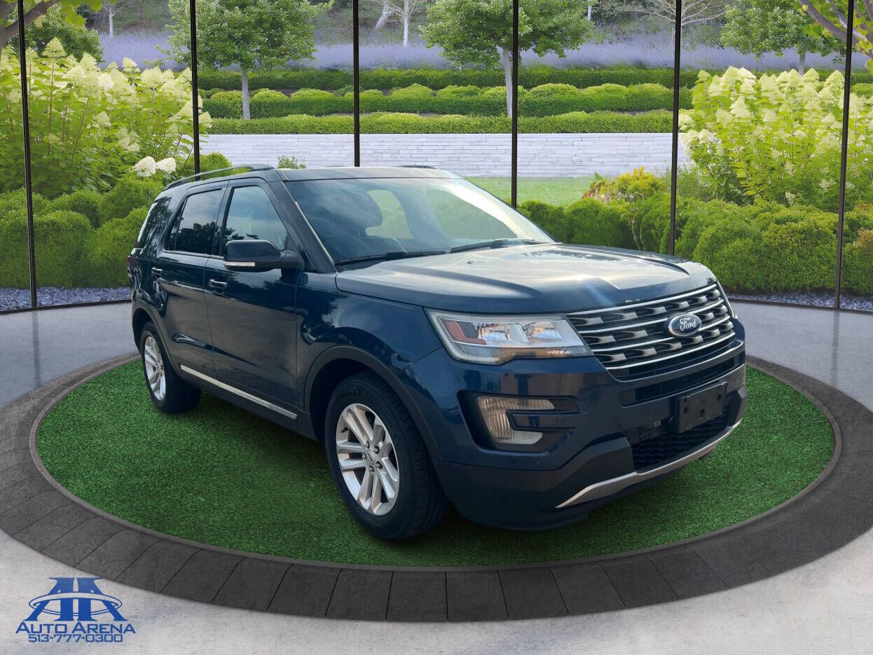 2017 FORD Explorer