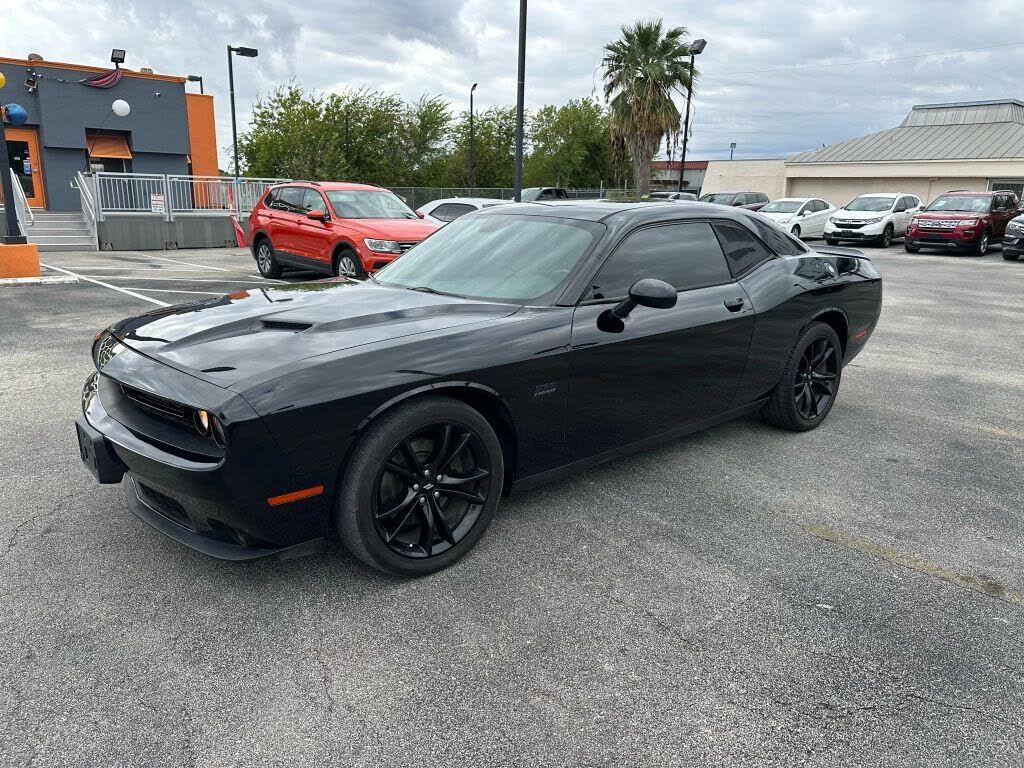 2018 DODGE Challenger