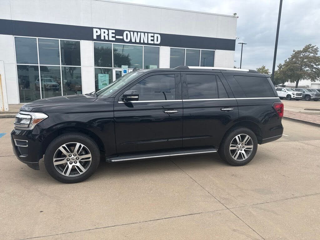 2022 FORD Expedition