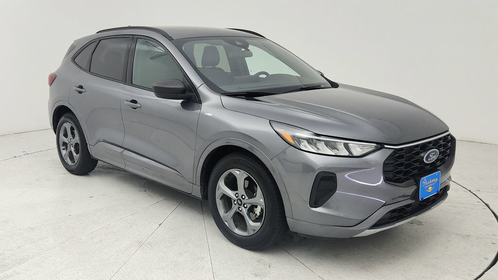 2024 FORD Escape