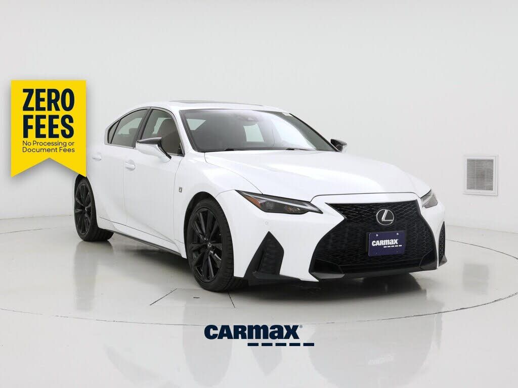 2022 LEXUS IS