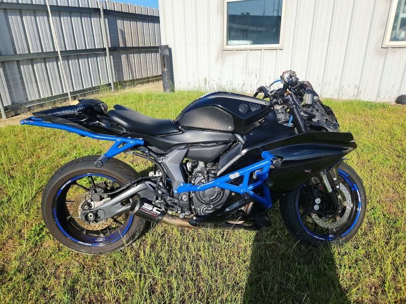 2022 YAMAHA YZF