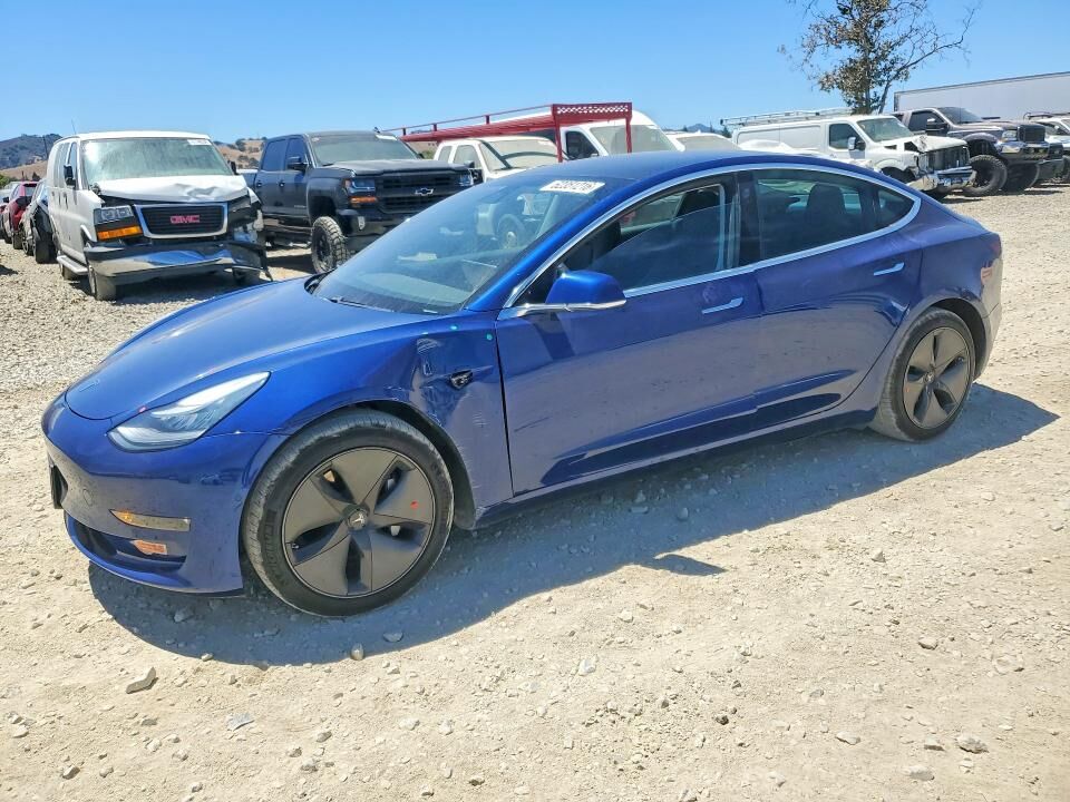 2020 TESLA Model 3