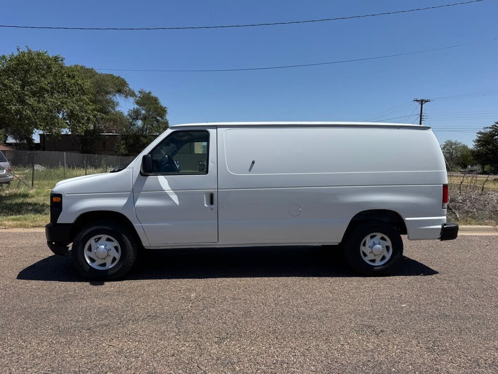 2014 FORD E-250