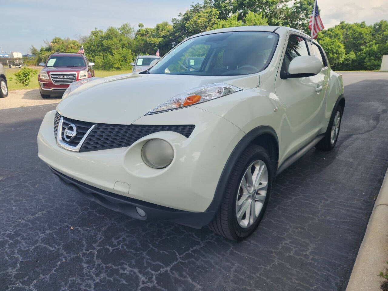 2011 NISSAN Juke