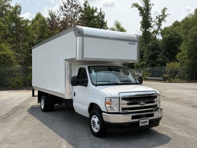 2027 FORD E-450